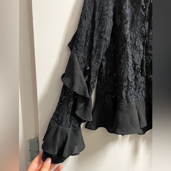 Neiman Marcus Black Lace w/ Ruffle Trim Sleeves and Front Tie Size Small - Picture 6 of 6